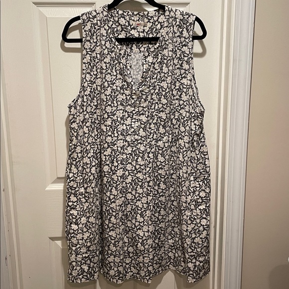 Faherty Isha gray and white floral linen dress - Picture 4 of 10